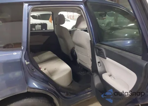 2014 Subaru Forester 2.5I Premium из США, поврежденный, VIN JF2SJAGC0EH552202